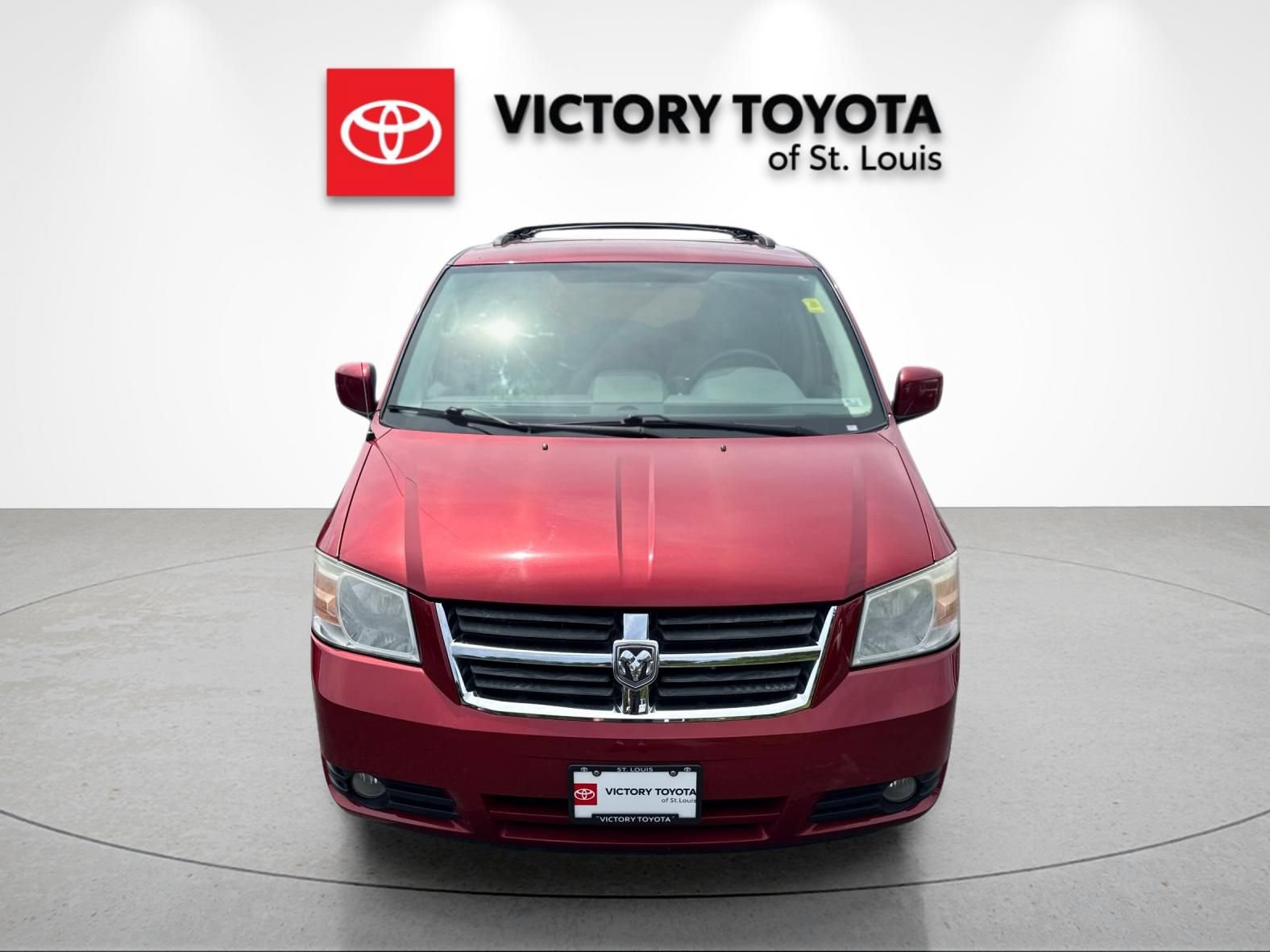 Used 2008 Dodge Grand Caravan SXT w/ Entertainment Group 2 FWD image 8