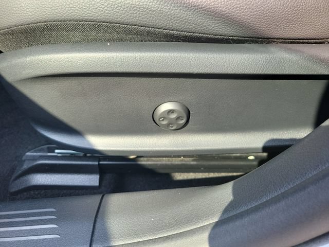 Used 2025 Mercedes-Benz CLA 250 4MATIC image 21