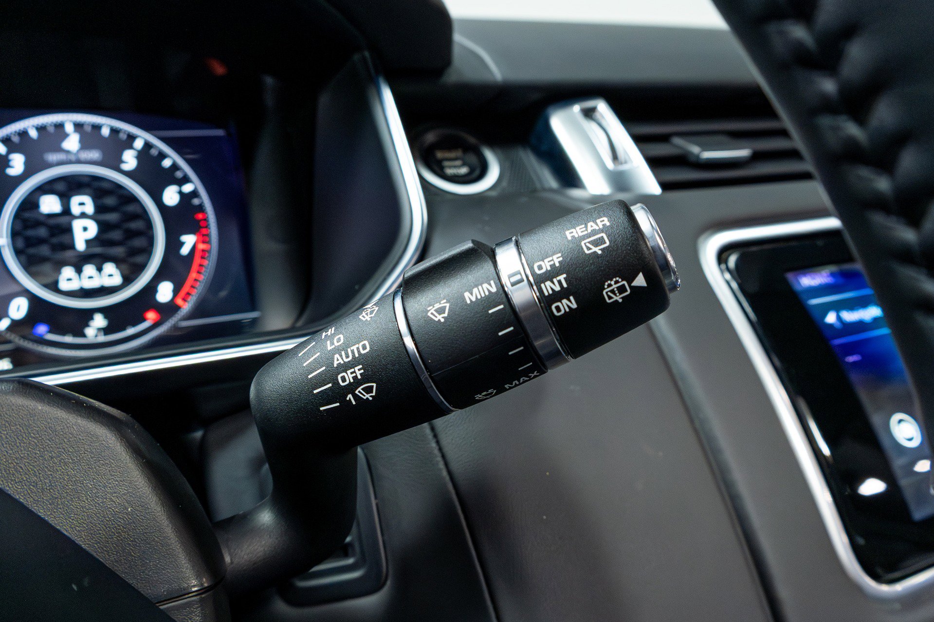 Used 2022 Land Rover Range Rover Sport SVR image 73