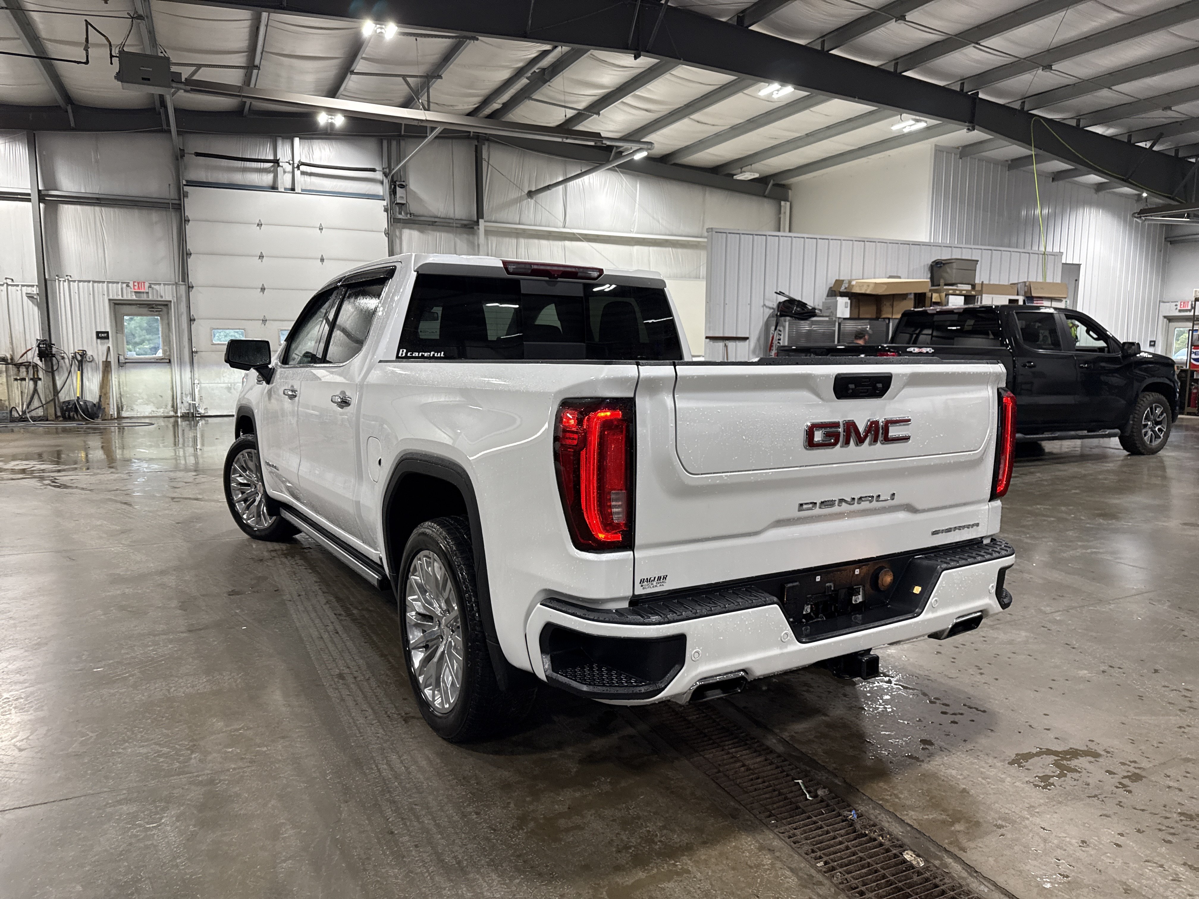 Used 2022 GMC Sierra 1500 Denali AWD/4WD image 4