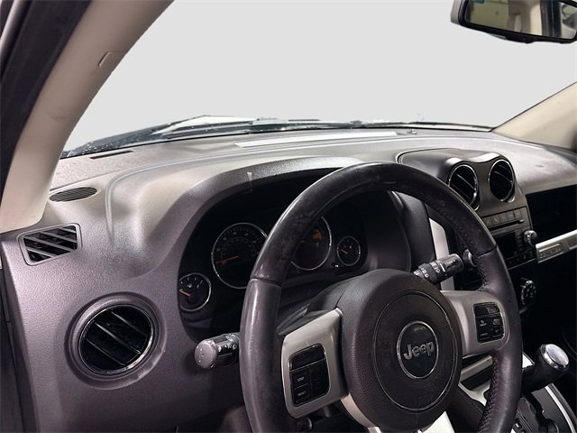 Used 2017 Jeep Compass High Altitude image 8