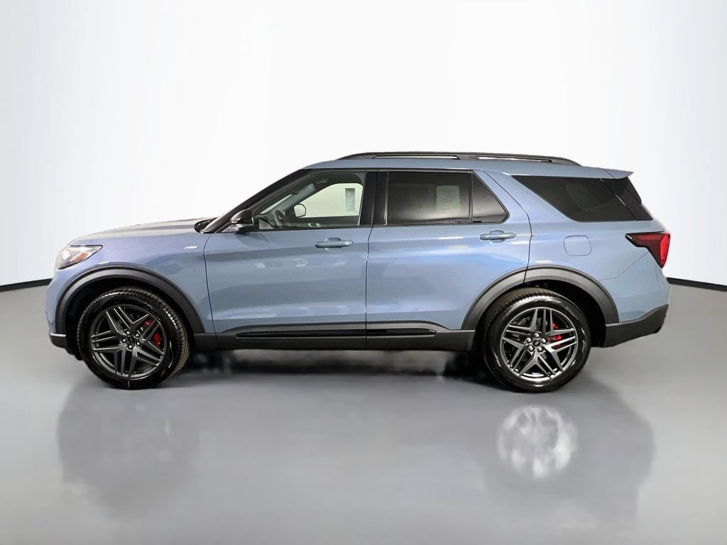 New 2026 Ford Explorer ST-Line w/ ST-Line Street Pack AWD/4WD image 6