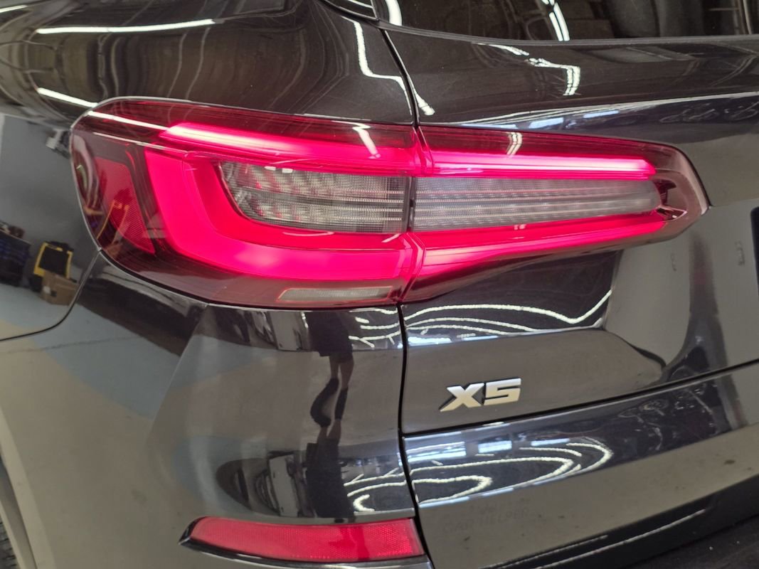 Used 2022 BMW X5 M50i w/ Executive Package AWD/4WD image 51