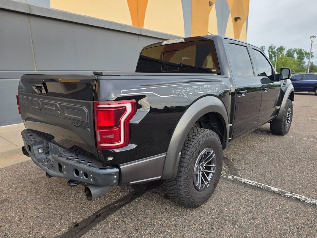 Used 2020 Ford F150 Raptor w/ Equipment Group 802A Luxury AWD/4WD image 9
