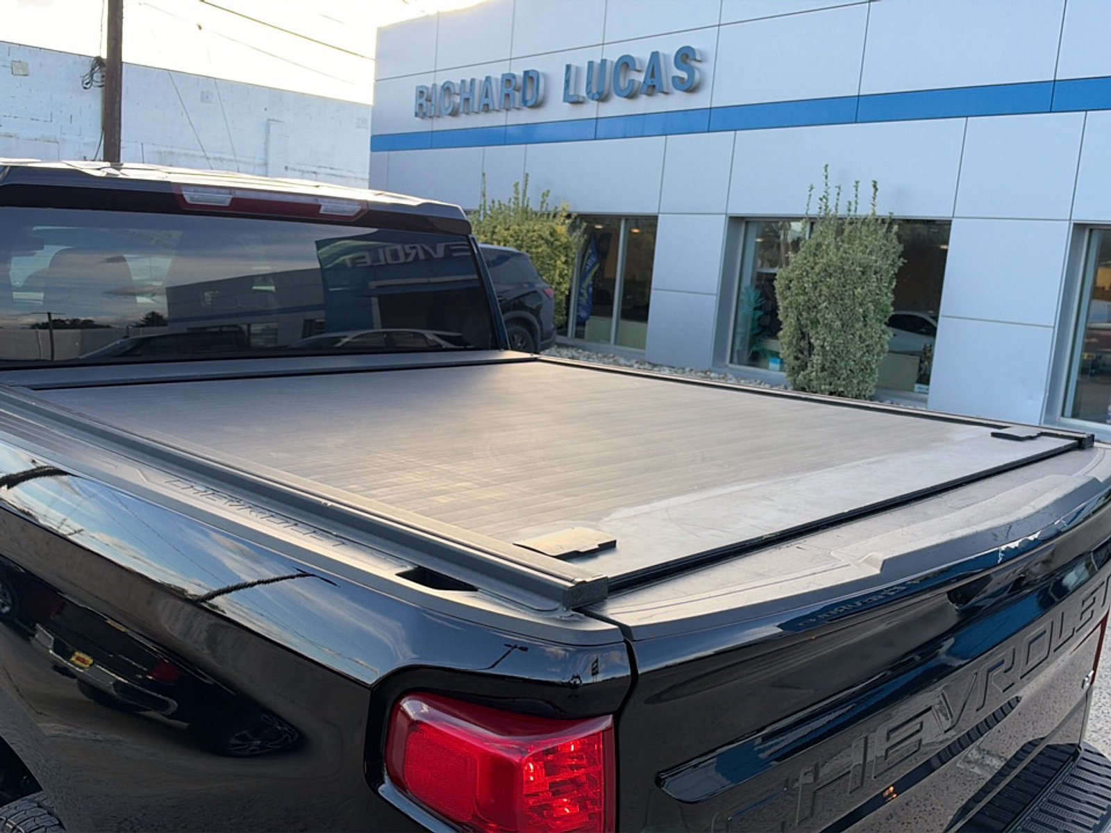 Used 2024 Chevrolet Silverado 1500 LT w/ Z71 Off-Road Package AWD/4WD image 25