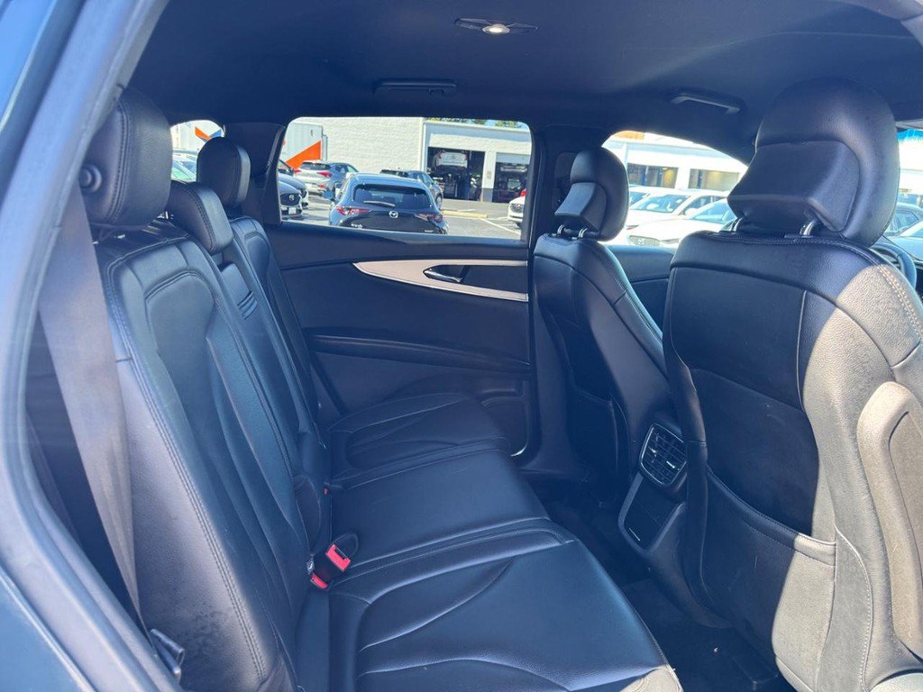 Used 2016 Lincoln MKX Premiere FWD image 10