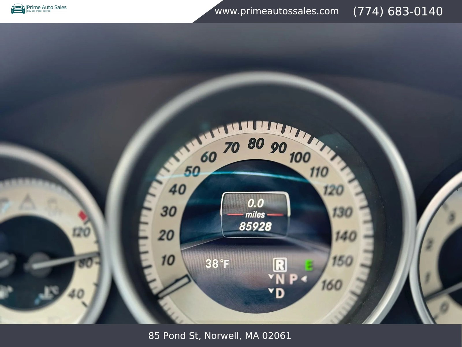 Used 2014 Mercedes-Benz E 350 Sedan image 32