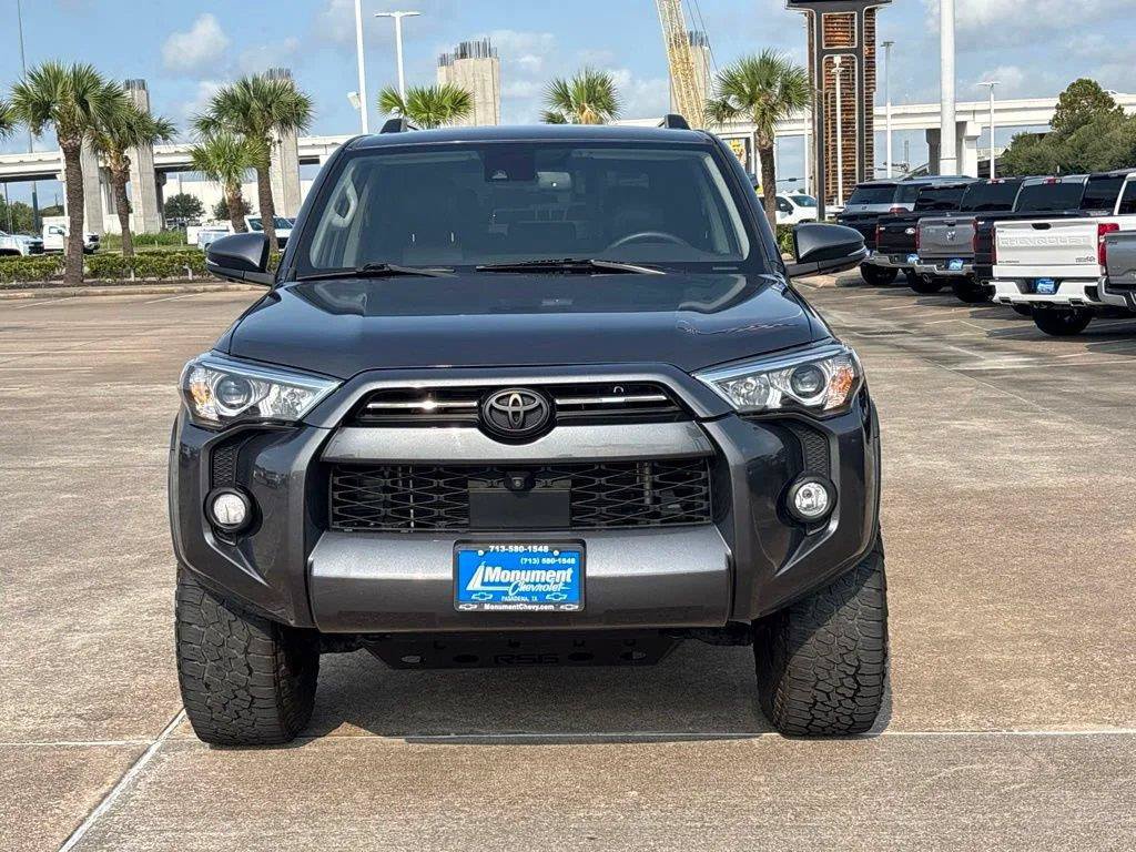 Used 2022 Toyota 4Runner SR5 Premium AWD/4WD image 2