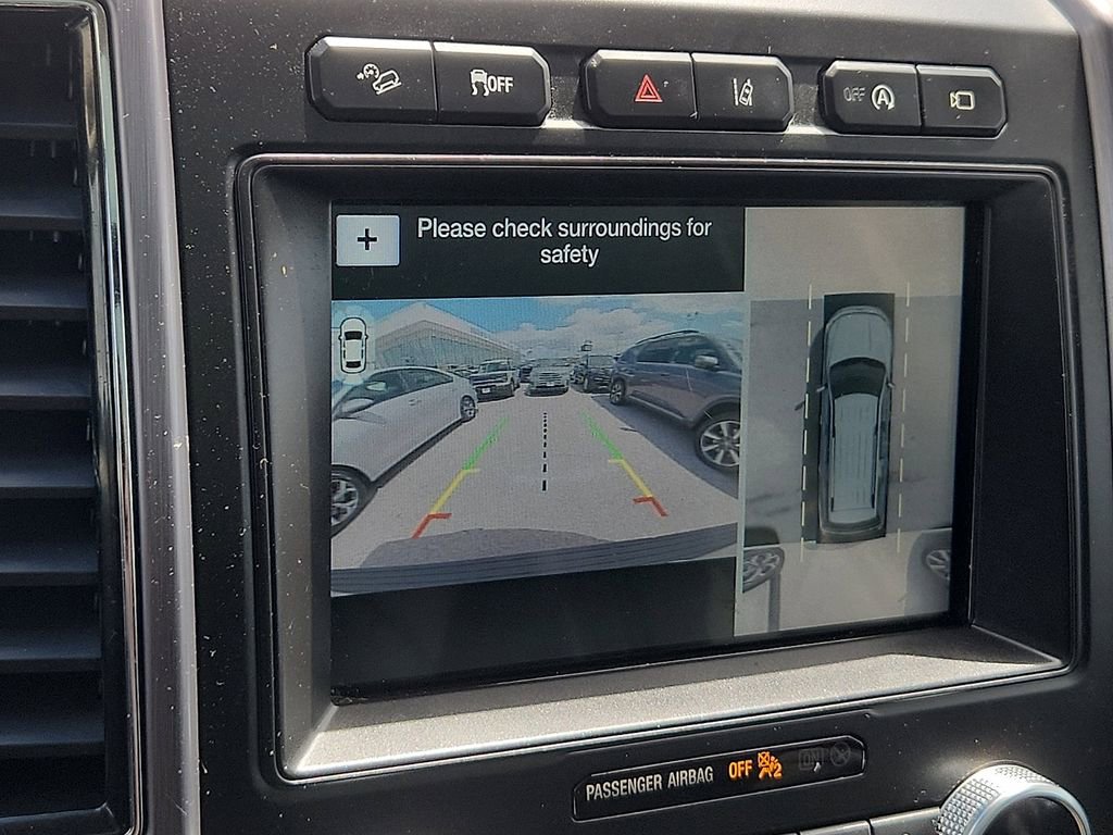 Used 2018 Ford Expedition Max Platinum AWD/4WD image 14