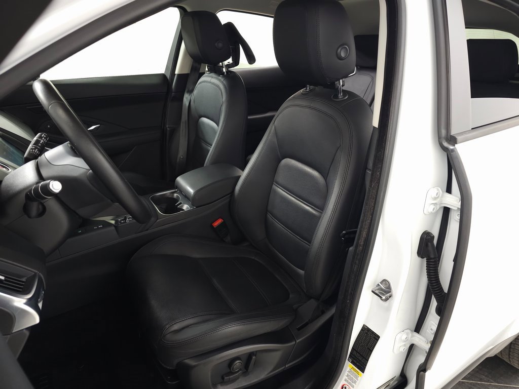 Used 2020 Jaguar E-PACE Base image 17