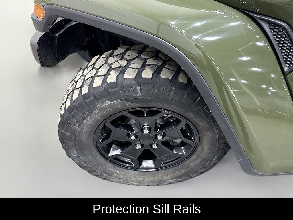 Used 2022 Jeep Gladiator Willys image 40