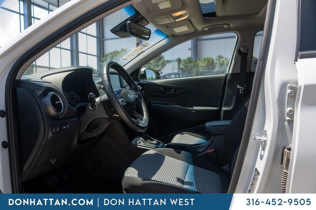 Used 2021 Hyundai Kona SEL Plus FWD image 3