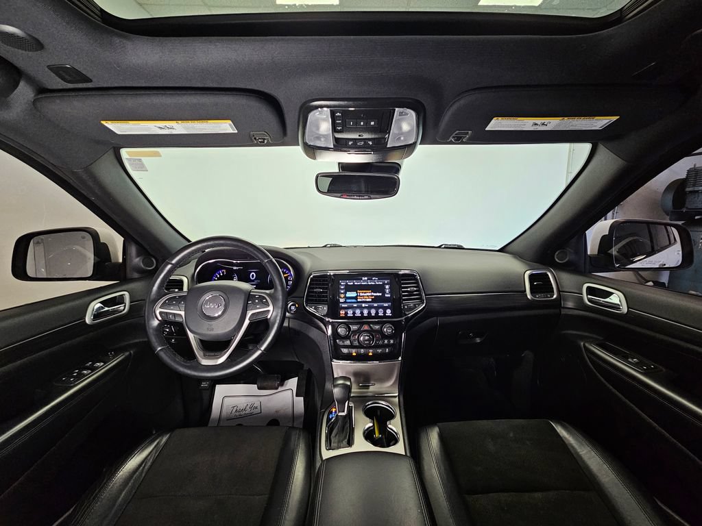 Used 2021 Jeep Grand Cherokee Altitude AWD/4WD image 12
