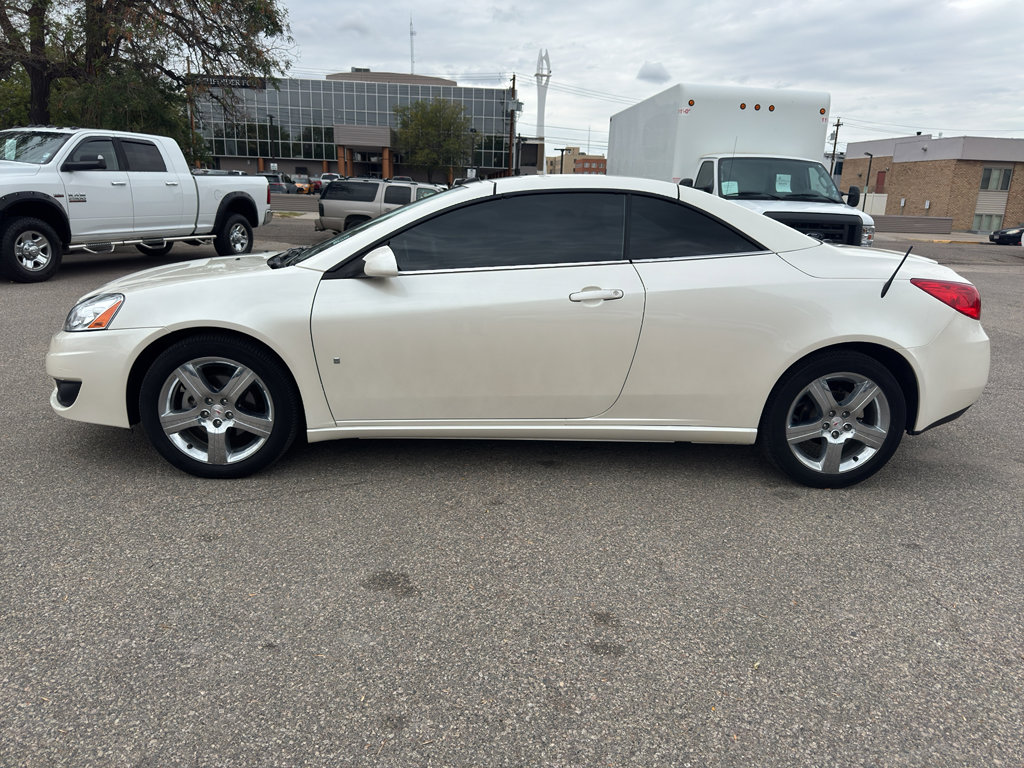 Used 2009 Pontiac G6 GT w/ Sport Package 1