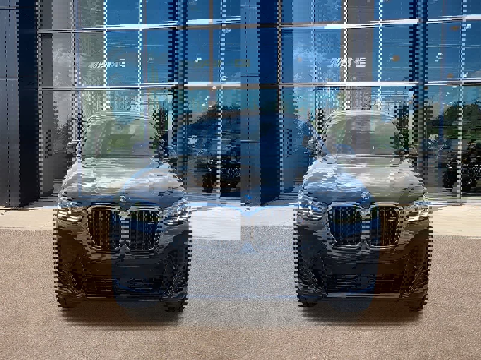 Used 2022 BMW X4 M40i image 2