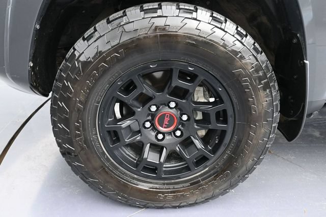 Used 2024 Toyota 4Runner TRD Off-Road Premium w/ Moonroof Package AWD/4WD image 21