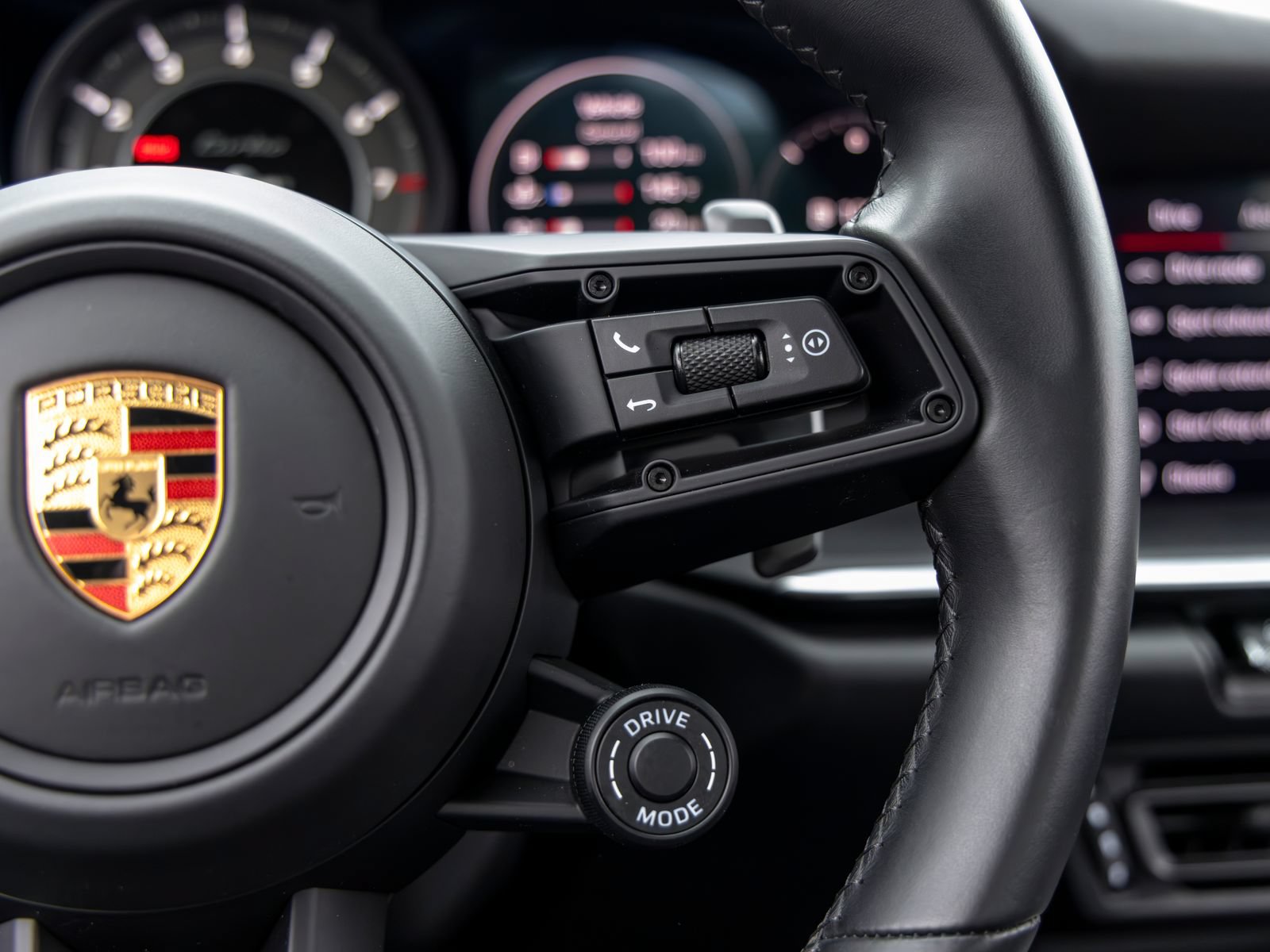 Certified 2023 Porsche 911 Turbo AWD/4WD image 37