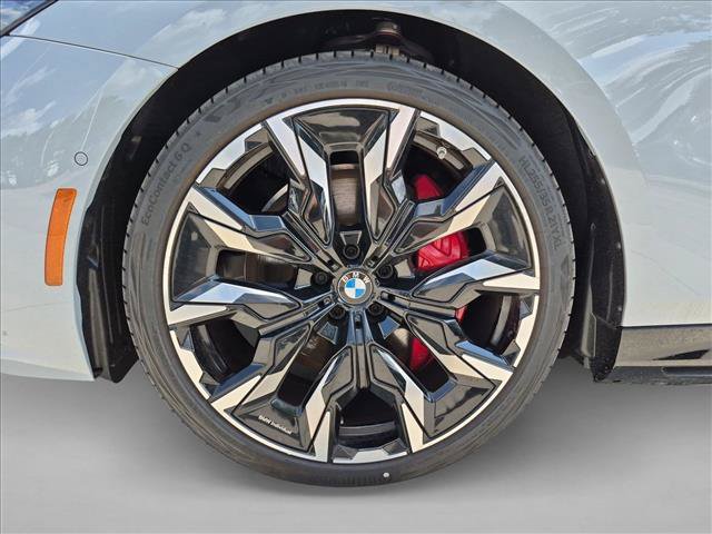 New 2026 BMW i5 M60 w/ Executive Package AWD/4WD image 10