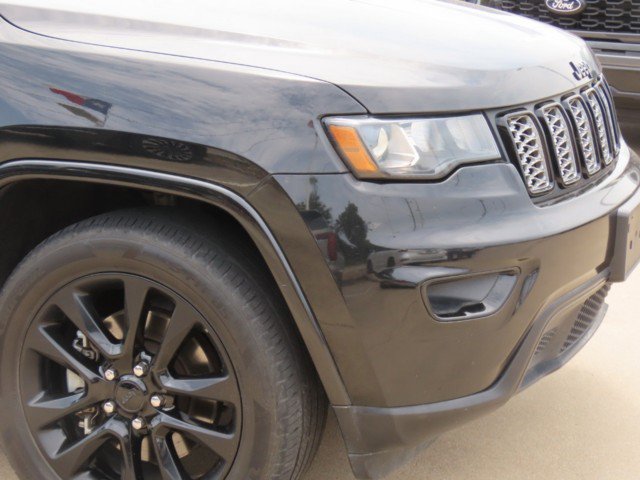 Used 2021 Jeep Grand Cherokee Laredo X RWD image 5
