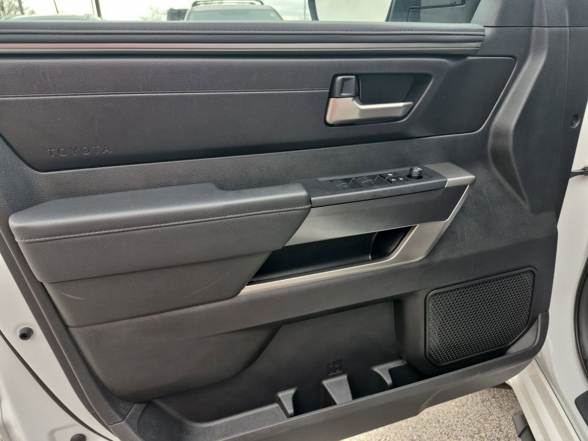 Used 2025 Toyota Tundra SR5 w/ TRD Off-Road Package image 15