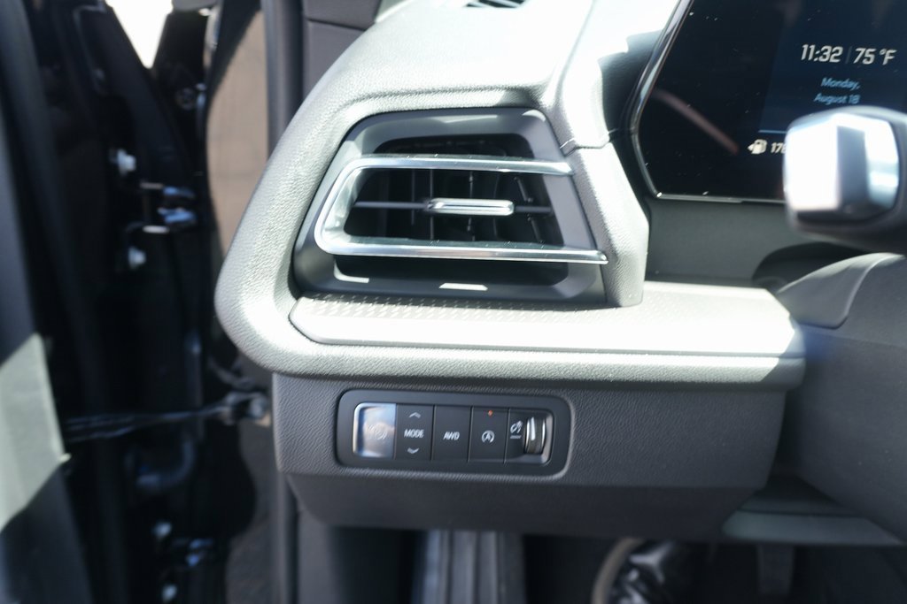 New 2026 Chevrolet Traverse LT w/ Driver Confidence Package image 22