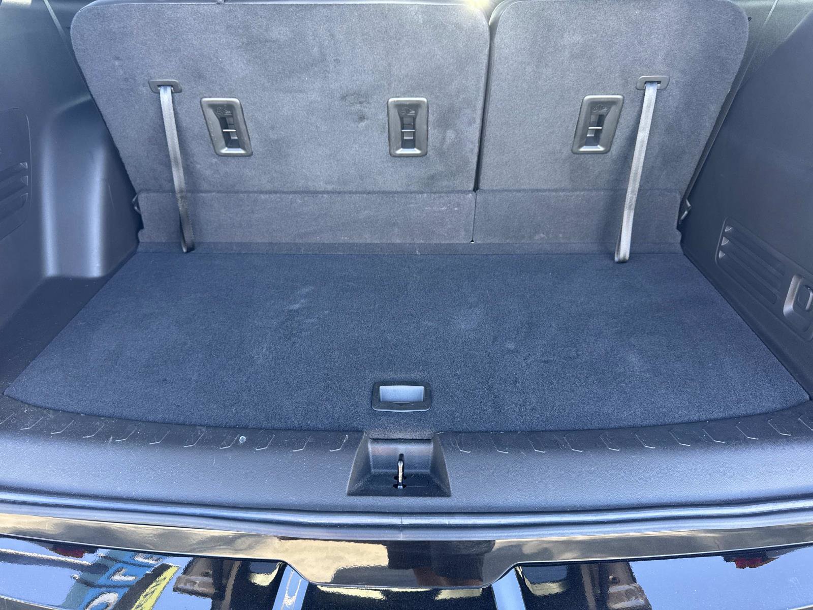 Used 2022 Chevrolet Traverse Premier w/ Redline Edition image 23