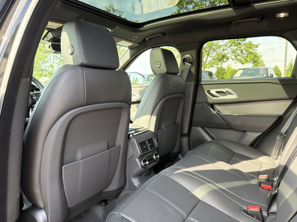 New 2026 Land Rover Range Rover Velar S AWD/4WD image 11