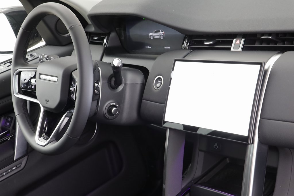 New 2025 Land Rover Discovery Sport S image 22