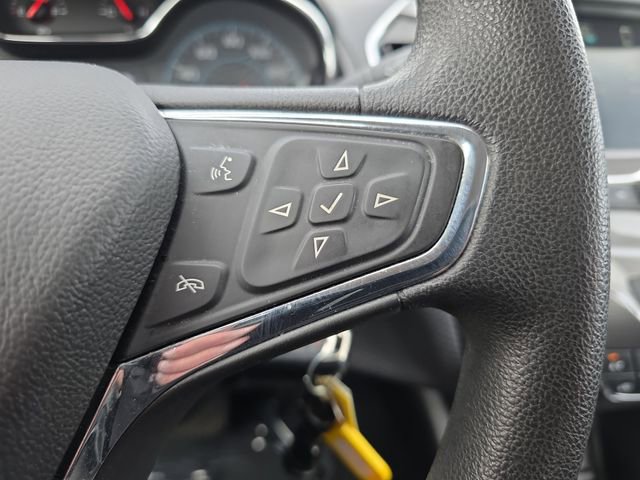 Used 2017 Chevrolet Cruze LT FWD image 20
