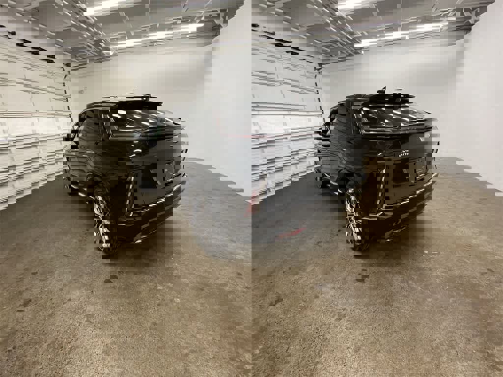 Certified 2024 Cadillac Lyriq Luxury image 4