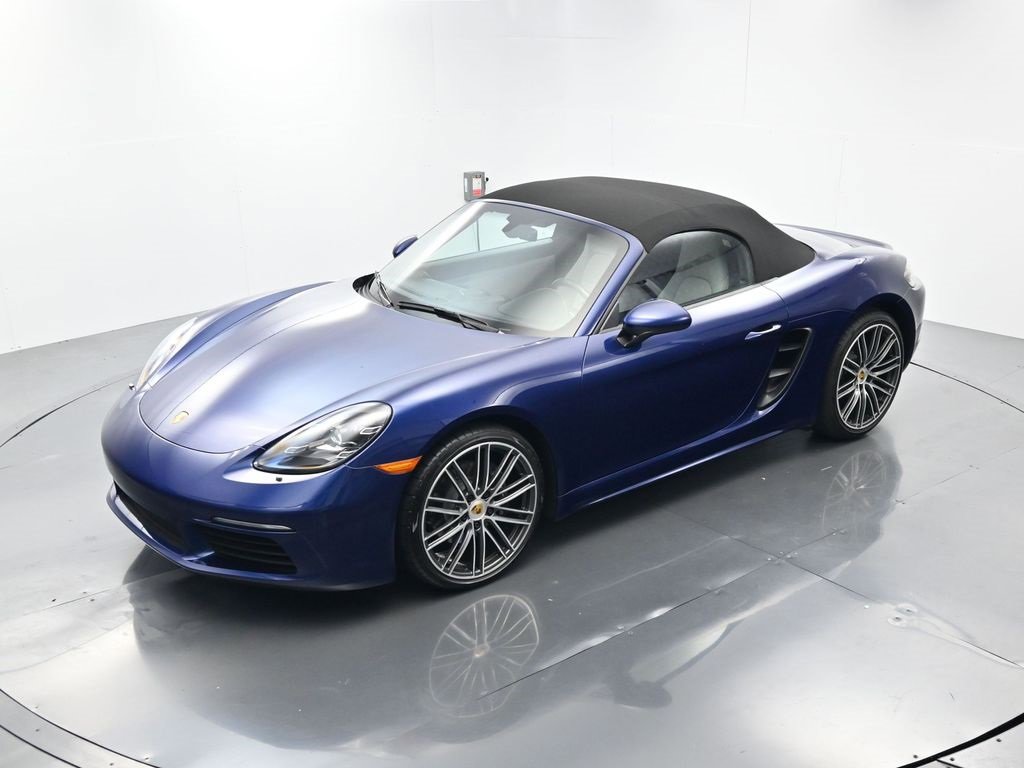 Used 2025 Porsche 718 Boxster image 28