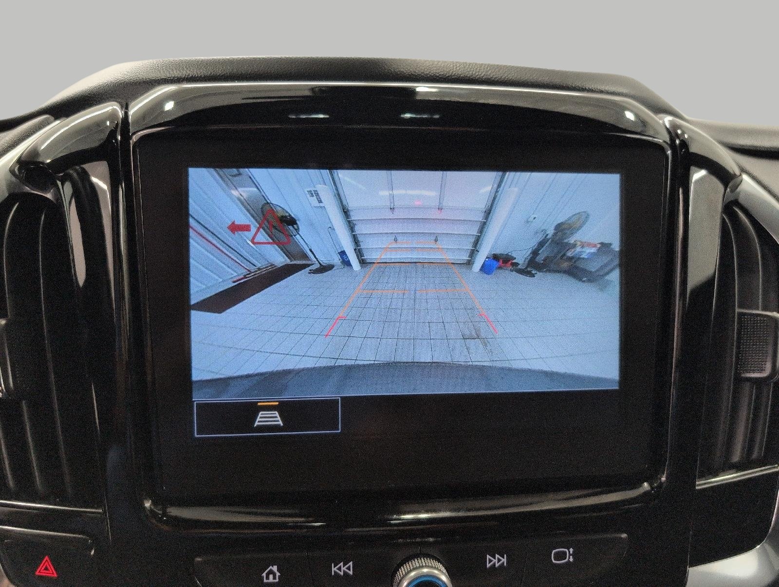 Used 2023 Chevrolet Traverse LT w/ LPO, Floor Liner Package AWD/4WD image 15