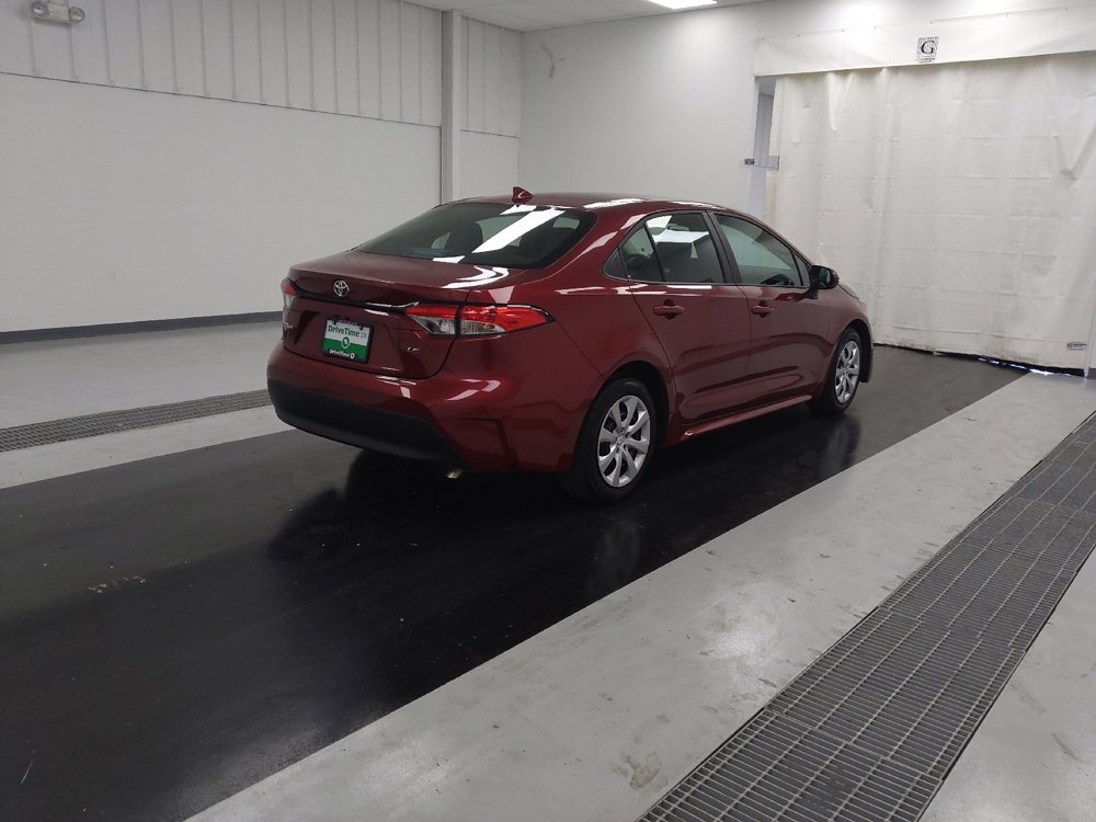 Used 2025 Toyota Corolla LE image 9