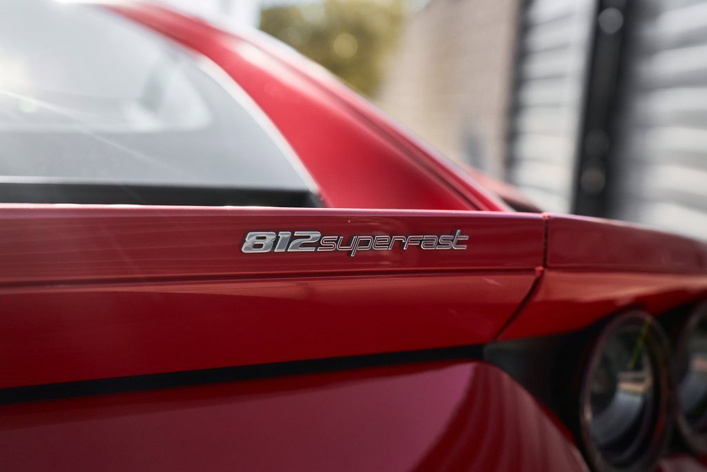 Used 2018 Ferrari 812 Superfast image 14