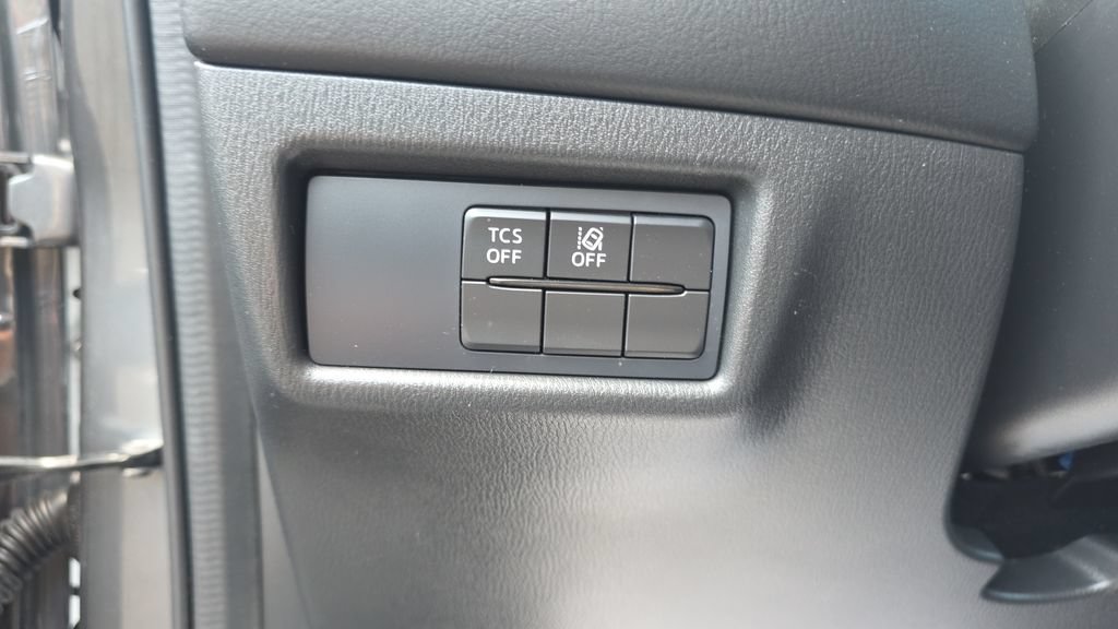 Used 2021 MAZDA CX-5 Touring FWD image 13