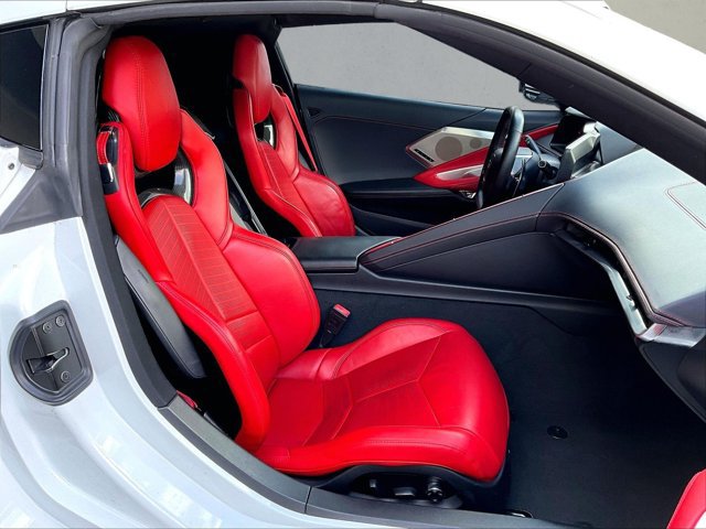 Used 2021 Chevrolet Corvette Stingray Preferred Cpe w/ Z51 Performance Package RWD image 9