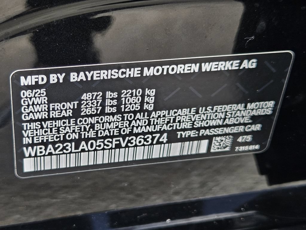 Used 2025 BMW 330i xDrive Sedan AWD/4WD image 32