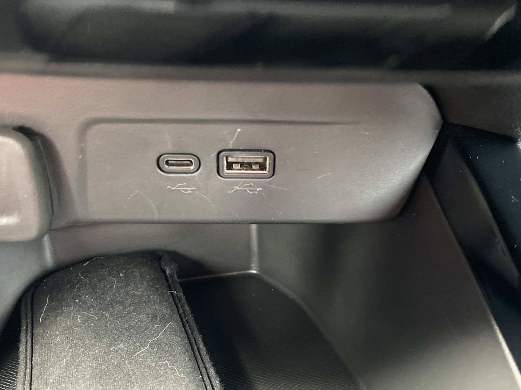 Used 2025 Chevrolet Trax RS w/ Driver Confidence Package FWD image 28
