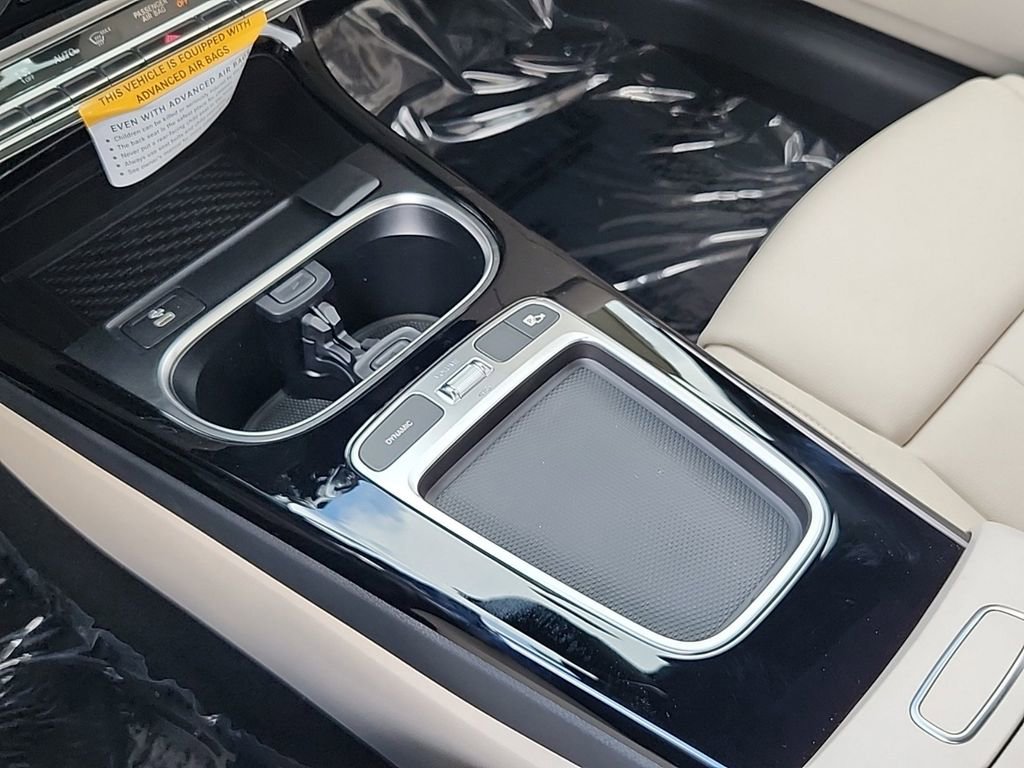 New 2025 Mercedes-Benz CLA 250 4MATIC image 27