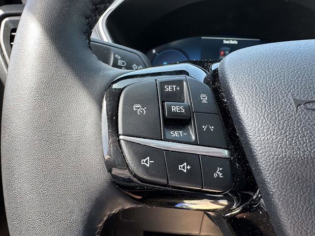 Used 2024 Ford Escape Platinum w/ Premium Technology Package AWD/4WD image 15