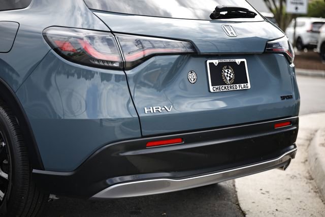 Certified 2025 Honda HR-V Sport image 9