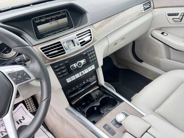 Used 2014 Mercedes-Benz E 350 Sedan image 34