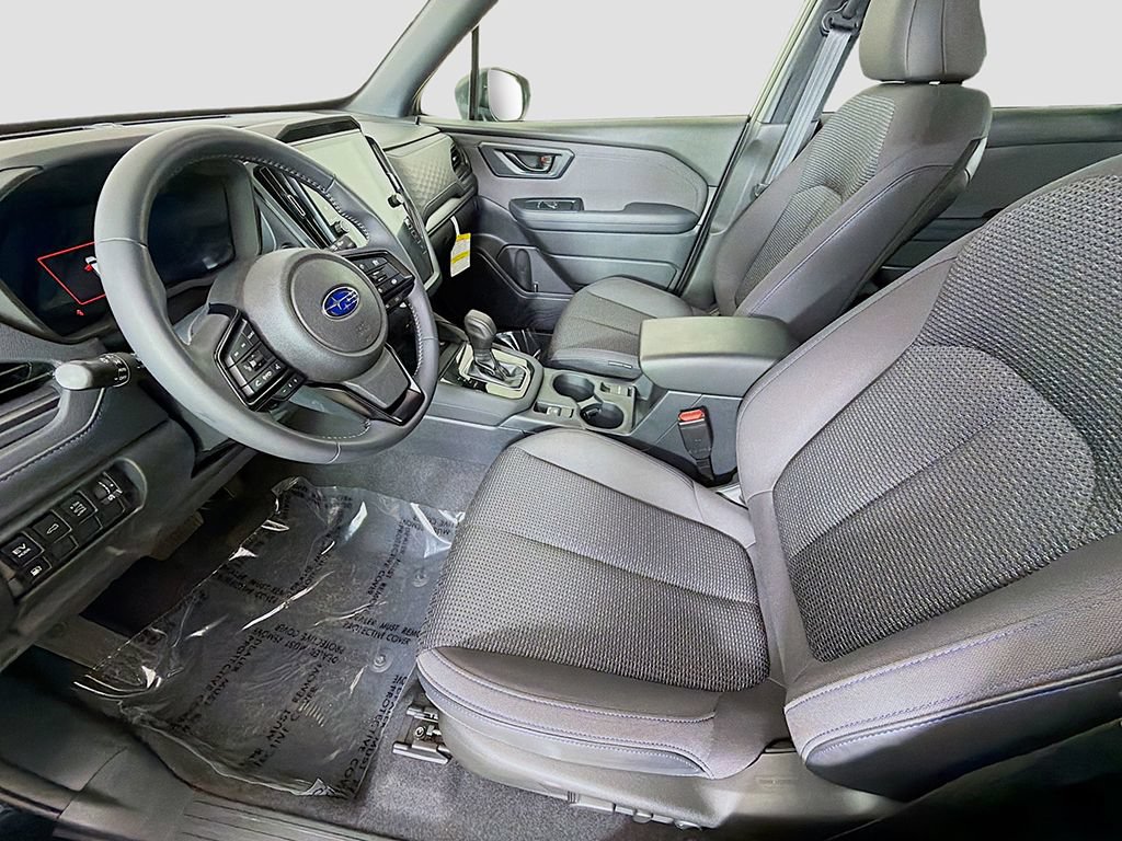 Used 2025 Subaru Forester Premium AWD/4WD image 23