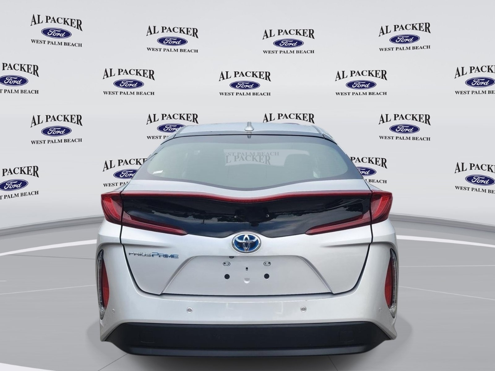 Used 2017 Toyota Prius Prime Advanced FWD image 5