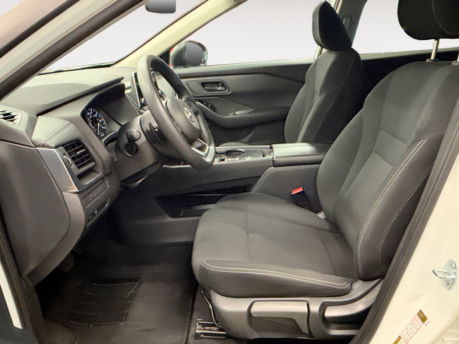 Used 2024 Nissan Rogue S FWD image 22