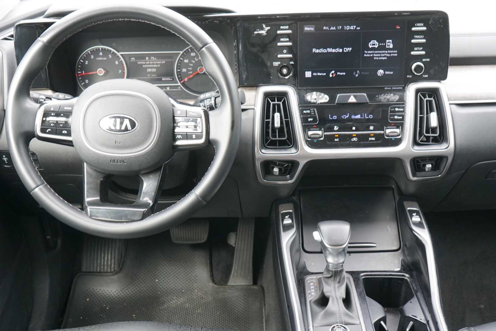 Used 2021 Kia Sorento EX FWD image 19