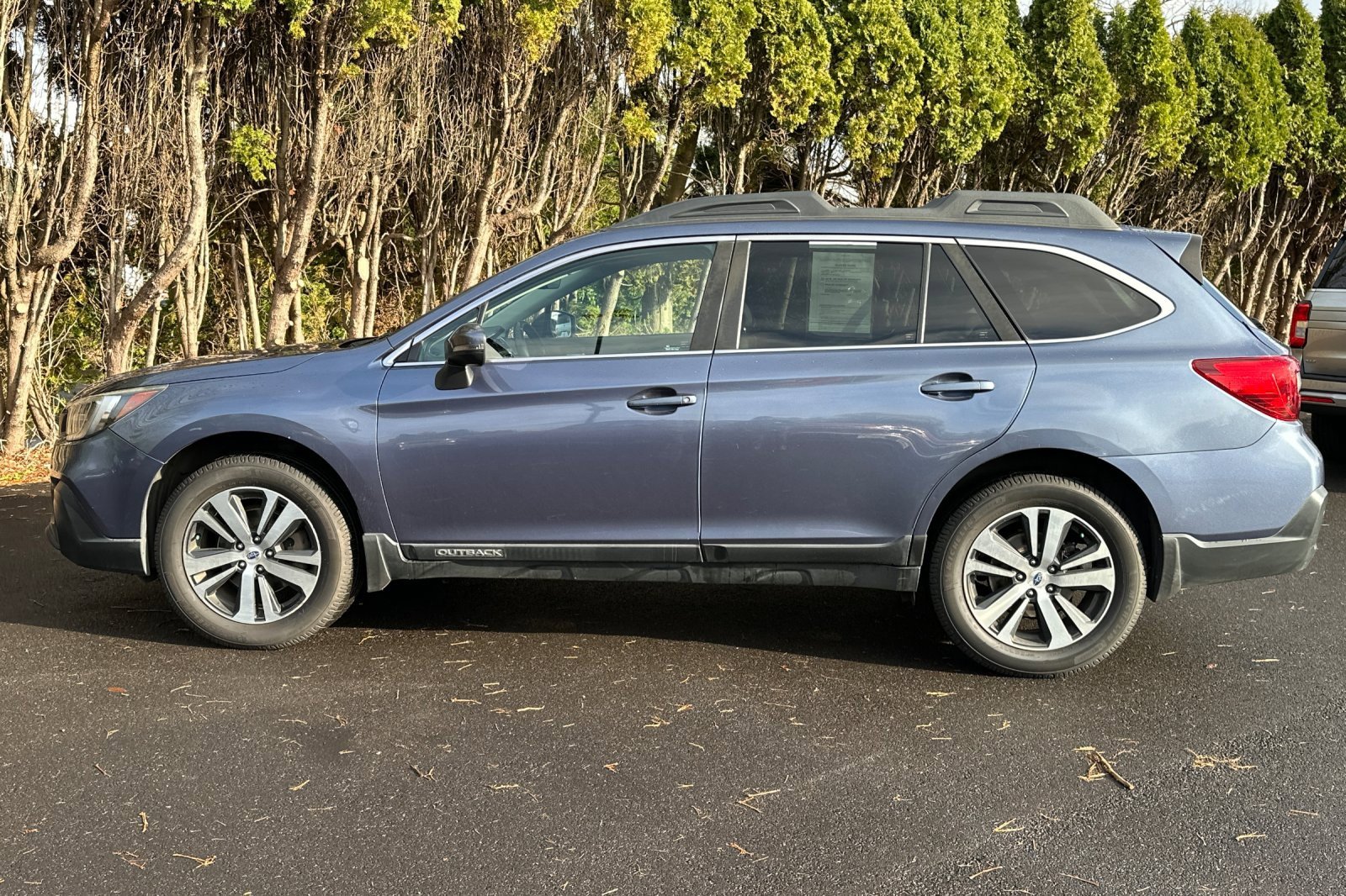 Used 2018 Subaru Outback 2.5i Limited image 7