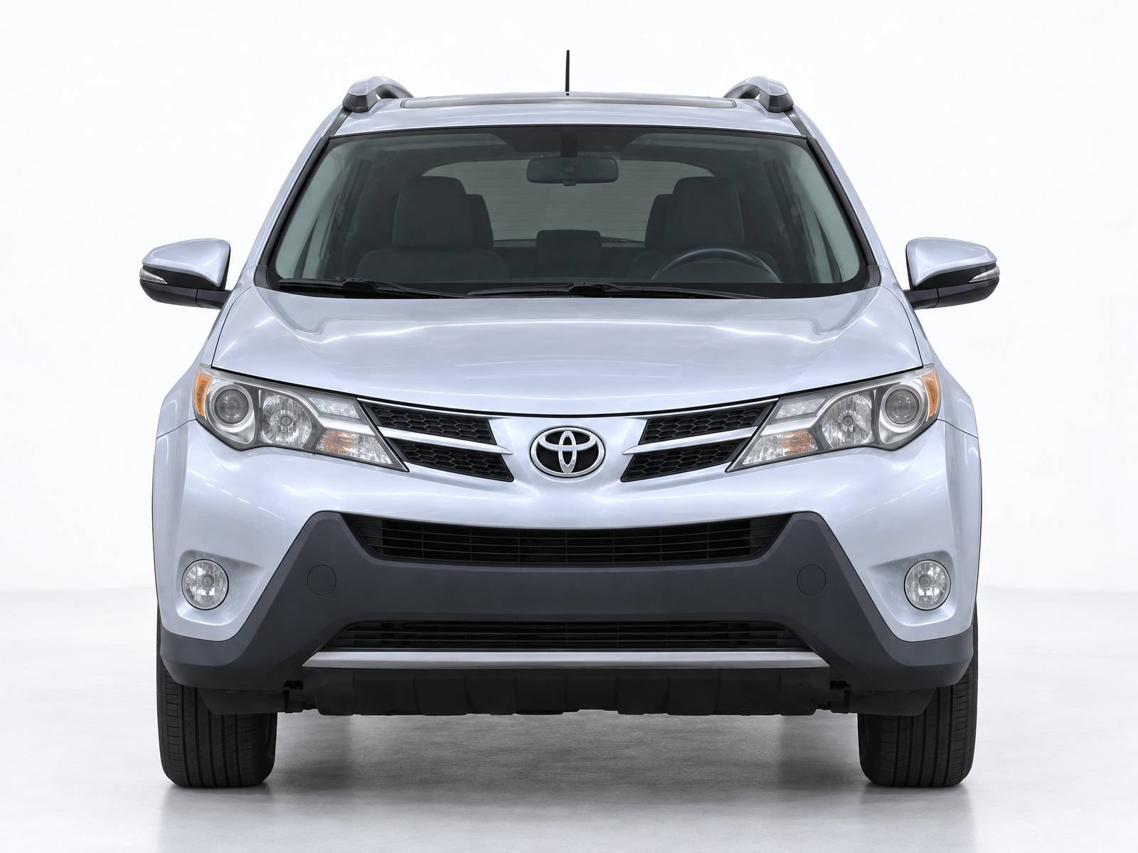 Used 2014 Toyota RAV4 Limited FWD image 2