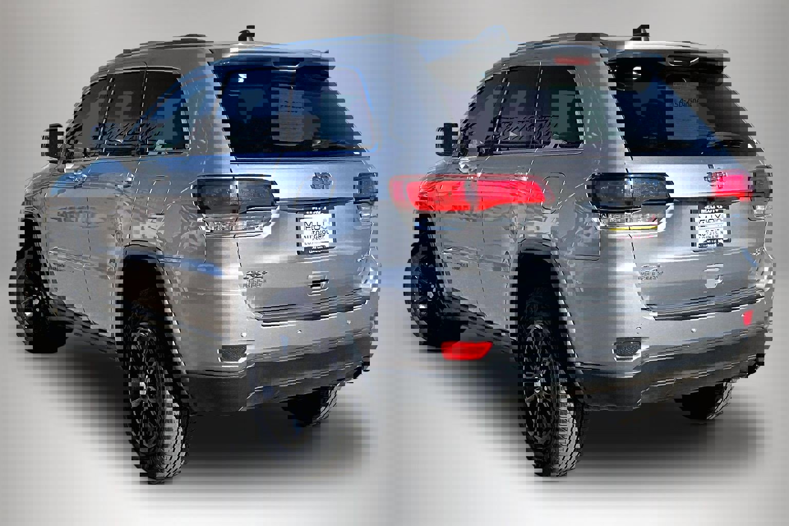 Used 2021 Jeep Grand Cherokee Laredo image 4