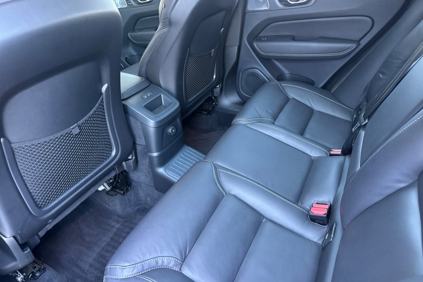 Certified 2023 Volvo XC60 T8 Ultimate image 5